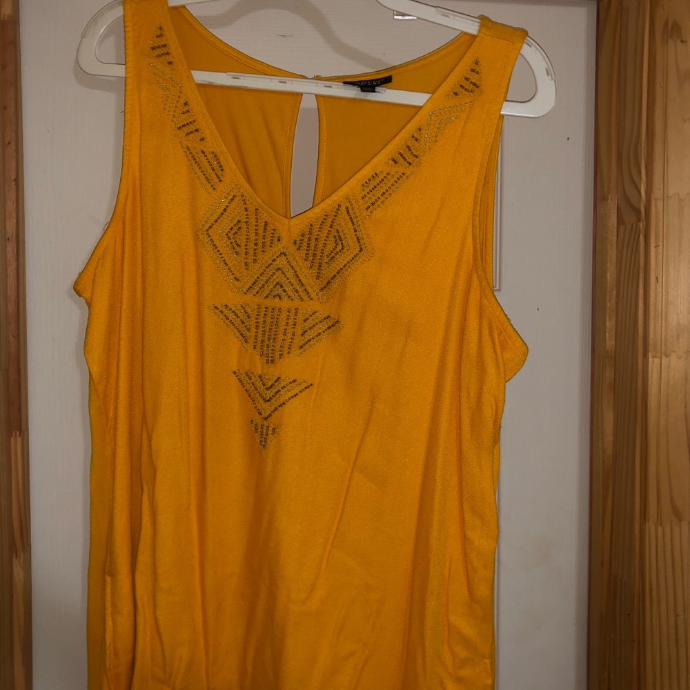 Yellow shirt